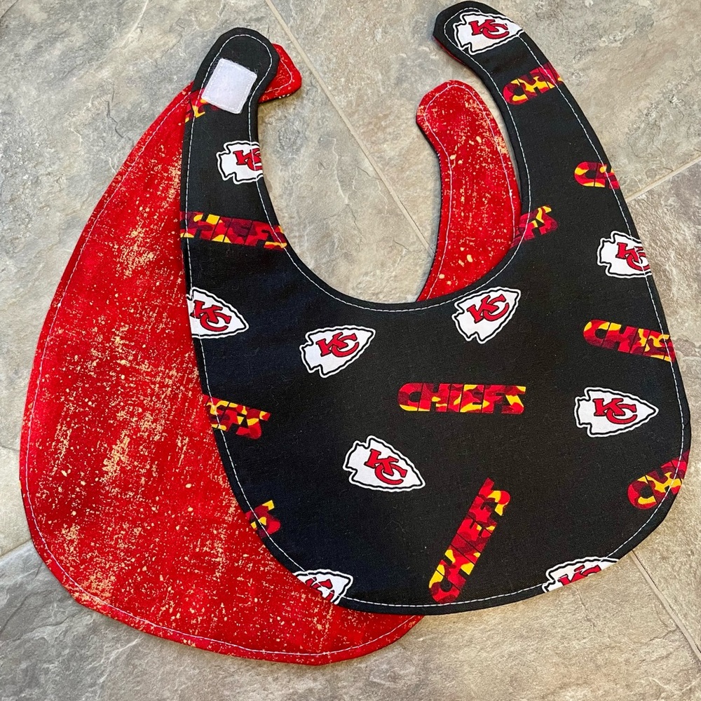 Kansas City Chiefs Football Bib, 100% Cotton, Reversible